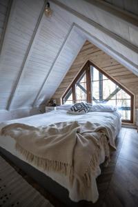 Na Skraju Lasu Domek na Drzewie & Glamping