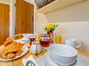 2 Bed in Betws-y-coed 55429
