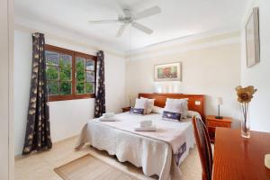 La Caldera Sunset View