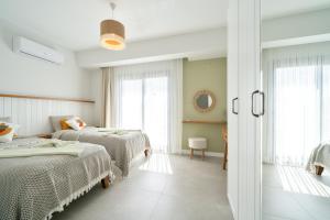 Casa Oliva City 1 with Sauna Pool Patio & BBQ