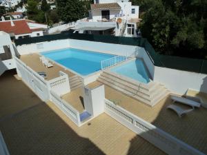 Carvoeiro beach and center 10m