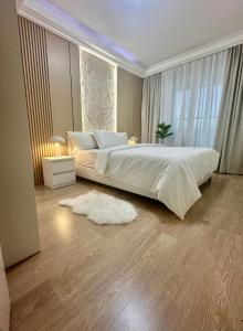 Regina's Sky City Apartment