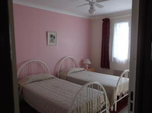 Maisons de vacances Grande Vue A little bit of French tranquillity : photos des chambres