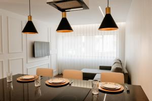 G 0.7 - G.oogle Nest Smart House