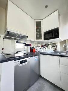 Appartements Apartment 15 min to the center, view of Paris, near subway station and the Olympics : photos des chambres