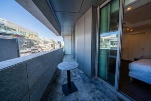 Boulevard, Abdali Luxury 1 BR Apartment