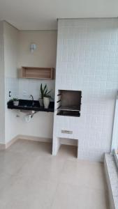 Apartamento praia das Toninhas 500 metros da Praia