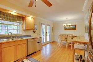 Mineral Getaway with Grill, Fire Pits and Boat Docks!