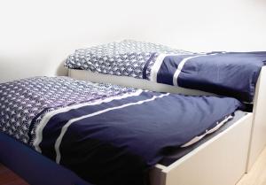 ++++ CENTRAL COSY DUPLEX ++++ A 5 MIN DES REMPARTS ET 12 MIN DE PLACE DALTON A PIEDS