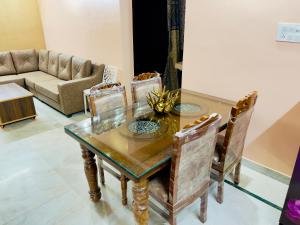 Prince Castle-2BHk Luxurious ApartmentGuesthouse
