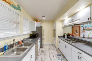 Luxury Key Largo Home w Guest House & Pool!