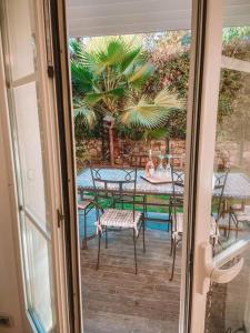 Appartements Appartement de standing avec jardin : photos des chambres