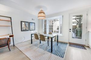 Walk to Georgetown - GWU - Kennedy Center - National Mall - Metro