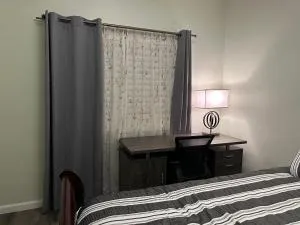 Cozy private rooms in Eastvale - 里弗赛德