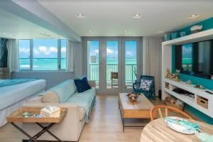 Enchanted Honeymoon Isla Verde Beachfront - Isla Verde