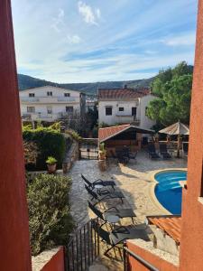 Apartments with a swimming pool Vinisce, Trogir - 22873