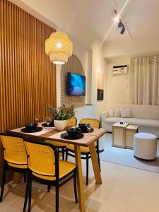 Studio K- Japandi-Inspired Condo Unit at The Palladium