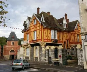 La Porte De Bretagne - Bernes