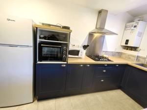 Villa 4 pers avec Jardin, Piscine & Parking à 15 min de la Plage - FR-1-607-189