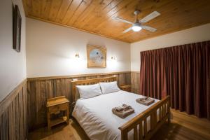 Sanctuary Park Cottages