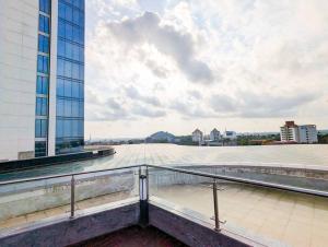 Lovina 2103 at Pollux Meisterstadt