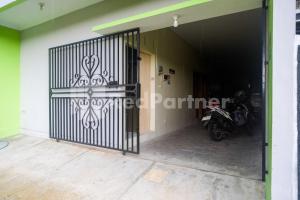 Mirza Residence Maguwoharjo Yogyakarta RedPartner