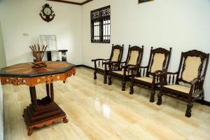 Eton Villa Talpe