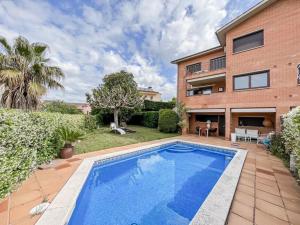 obrázek - Montjuic Town House with pool