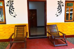 ROLEX GUEST HOUSE
