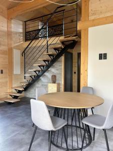 Les Chalets pres de Chalain : photos des chambres