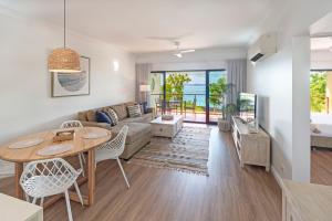 Haven on Hamilton Island -private apartment with views & buggy Fully Renovated in 2023