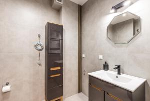 Apartament 32