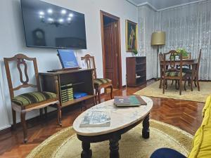 Naranjo de Bulnes 2 'El Folgar' - 4hvězdičkové hotely ve městě Oviedo