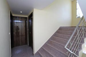 Hotel O by OYO Royal Stay