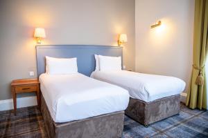 Twin Room room in Arnos Manor Hotel