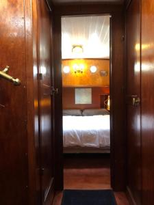 Bateaux Remorqueur Peniche annee 1904 tout confort sur la voie verte Camon Amiens Hortillonages : photos des chambres