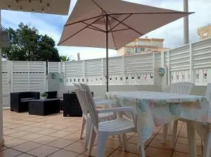 Gran Terraza cerca del mar. - Playa