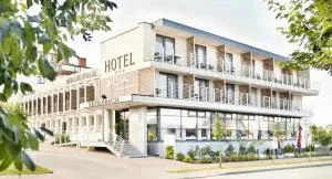 梅萨酒店 - Łebcz