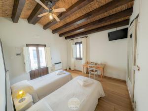 Studio Apartment room in Case al Borgo-Agira Centre-Home Relais