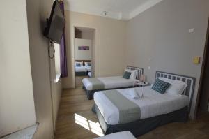 Hotels Les Lavandes : photos des chambres