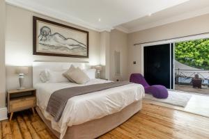Something Special Villa in glitzy Camps Bay