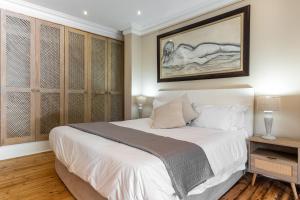 Something Special Villa in glitzy Camps Bay