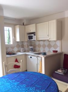 joli 2 pieces vue mer , piscine proche ste Maxime résidence BELLEVUE