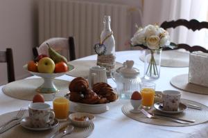 B&B / Chambres d'hotes B&B rue Royale Versailles : photos des chambres