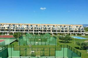 Cosy Apartment in Castellón with Shared Pool, 55 sqm