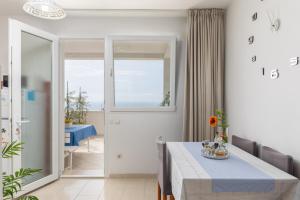 Charming view old town ap, with free parking