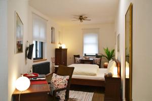 Deluxe Double Room with Shower room in HERMANN Hotel Bar