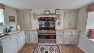 Characterful Cotswold cottage