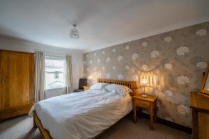 Acorn Apartment 2 (upper)