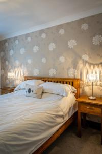 Acorn Apartment 2 (upper)